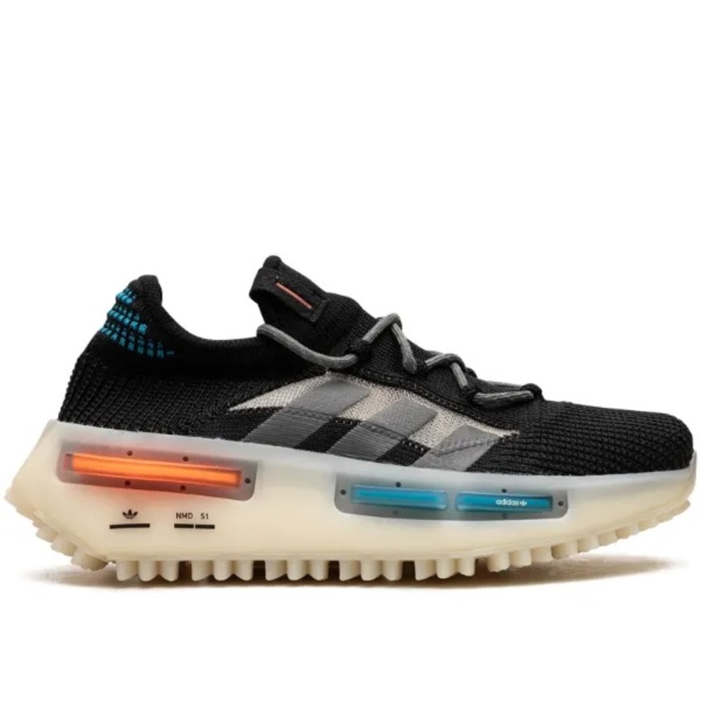 ❌SOLD‼️🆘Boys Adidas sneakers